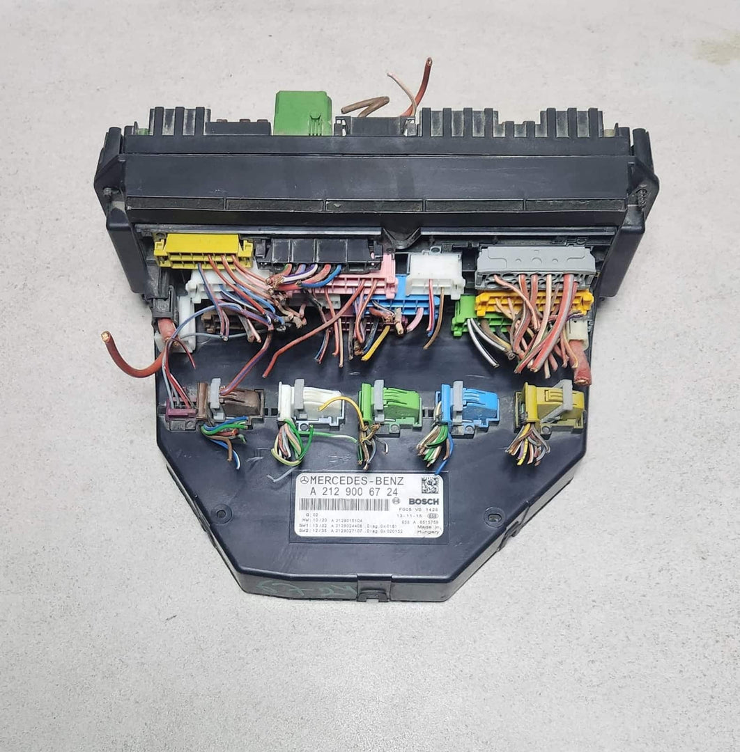 2010-2015 Mercedes-Benz E350 Front Sam Fuse Box Module A2129006724 E550 SLK250