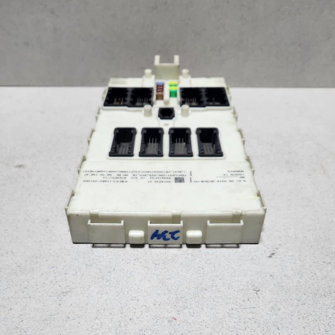2012-2016 BMW 328i Body Control Module 9314234  328i F30