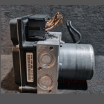 Load image into Gallery viewer, OEM Brake Pump BMW X1 E84 Hydraulic Unit ABS Pump Module 6860214 6860215