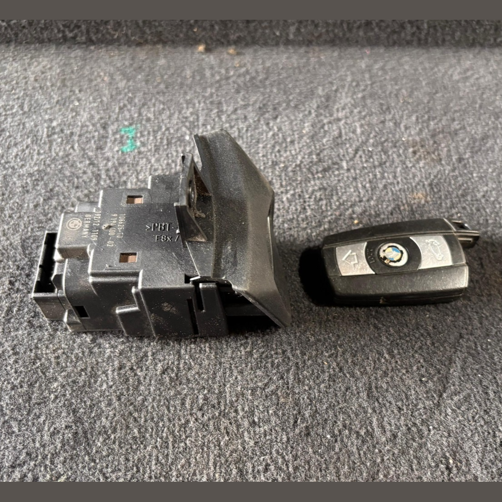 BMW Z4 X1 20i N20 E84 ENGINE CONTROL ECU Kit DME CAS3 + Key Manual - 8603576