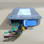Load image into Gallery viewer, BMW F10  AUDIO AMPLIFIER &amp; BLUETOOTH CTRL ANTENNA MODULES SET 9233592 / 9229740