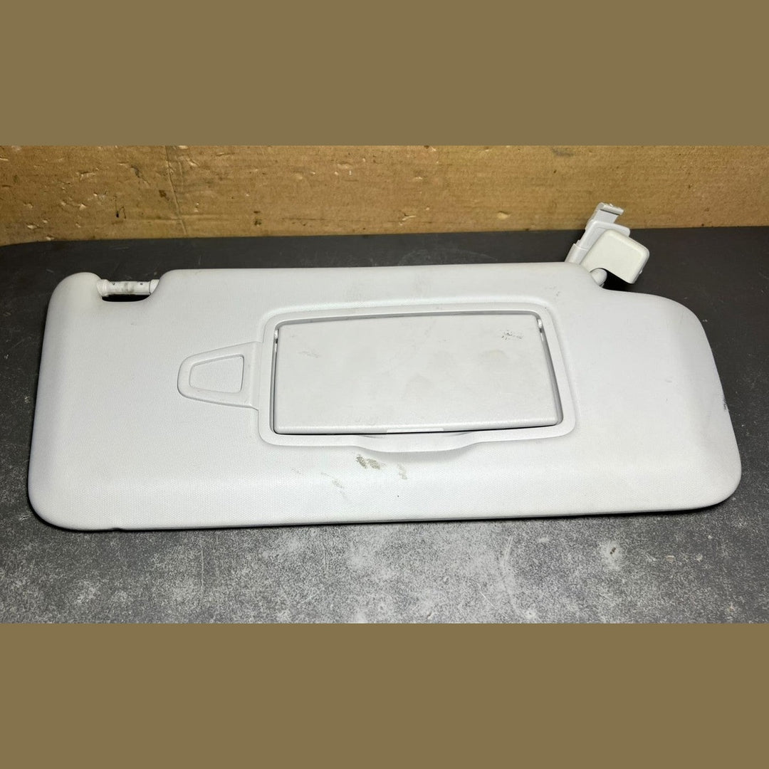 14-18 Mercedes W205 C-Class Front Right Side Sunvisor Sun Shade A205 8100210