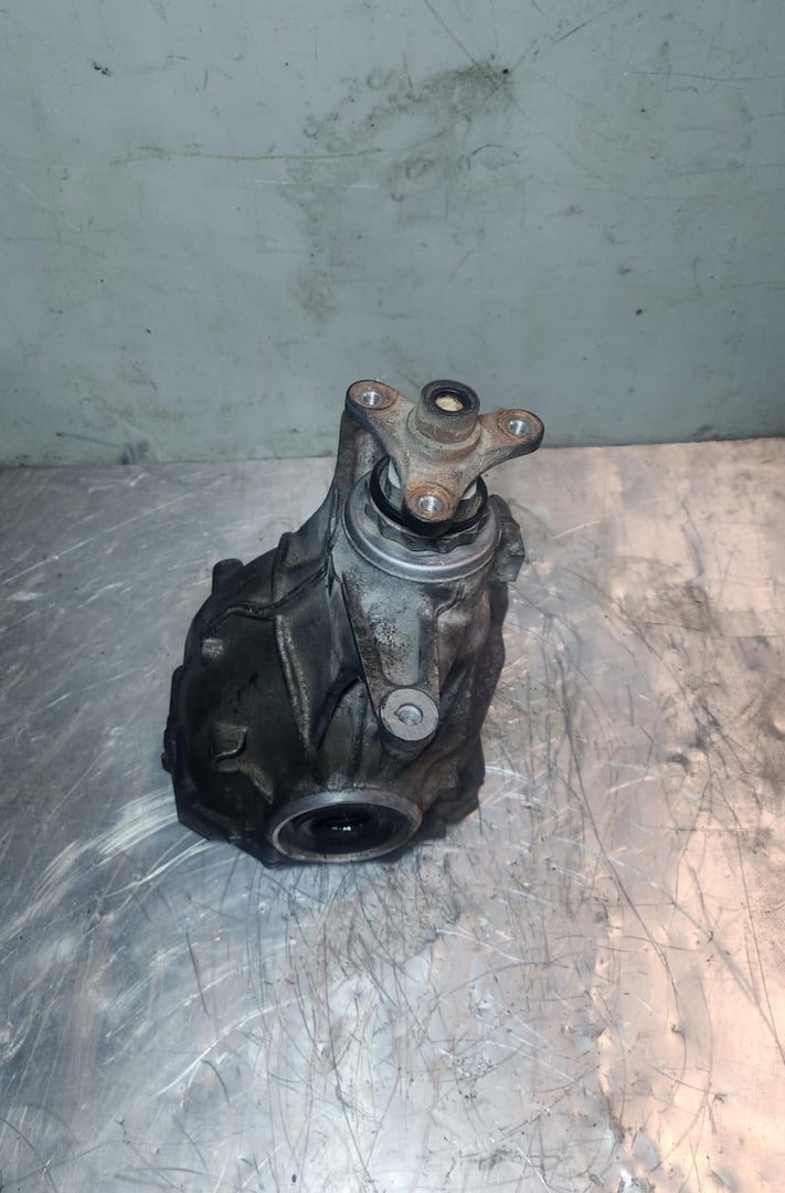 2011 BMW 528i Rear Differential Assembly 7578149 F10 528i and 523i I=3,38
