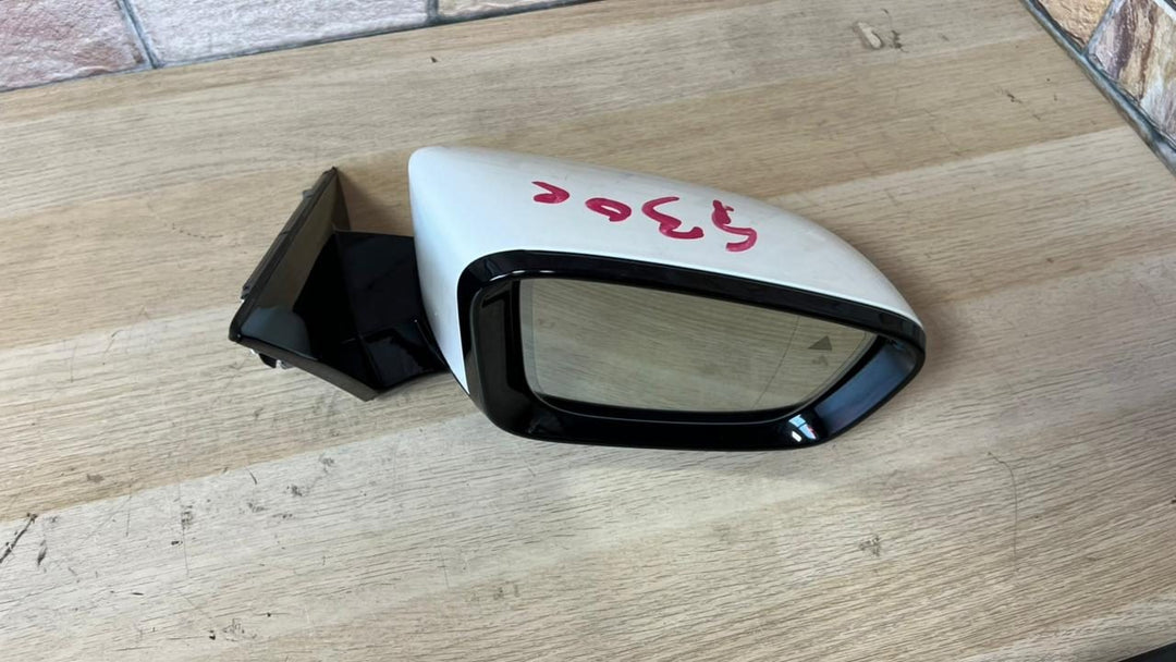 BMW RIGHT Front Door Electric Wing Mirror F0184102U668B 5 Series G30 G31 RHD