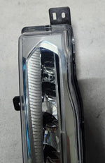 قم بتحميل الصورة إلى عارض الصور، 2018-2021 BMW X3 Front Fog Light Led Left 7412527 OEM 