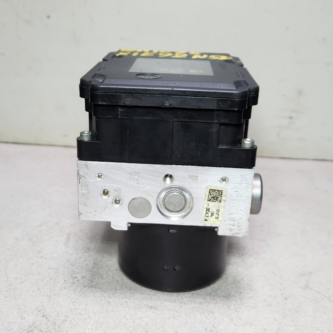 6784766 BMW Abs Control Module 1 and 3 Series E81 E87 E90 E91 E92 E93
