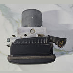 Bild in die Galerieansicht laden, OEM BMW F02 F07 ABS Anti Lock Pump Brake Module 6797036, 6797038