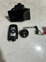 Load image into Gallery viewer, BMW 3 SERIES E92 Engine Control Unit ECU SET DME + CAS3 + 1KEY 7589705 OEM