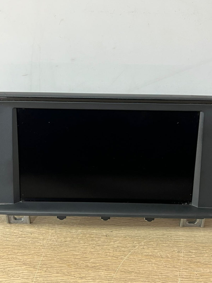 BMW F30 F32 F36 3 Series and 4 Series models. 6.5 inch CID DISPLAY 9270393