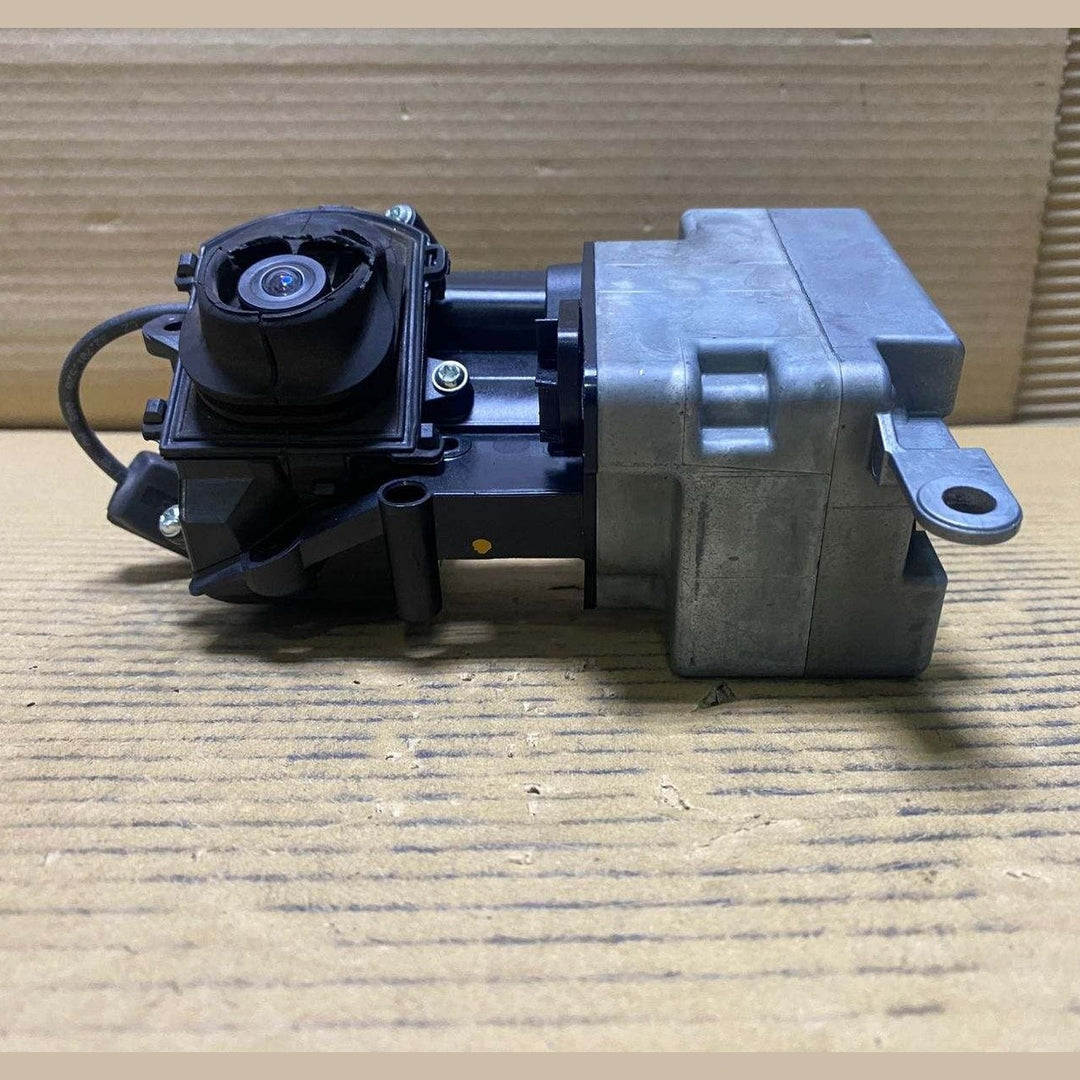2012-2018 BMW 650i Rear View Camera 7412896 BMW F12 F13 640i 650i M6