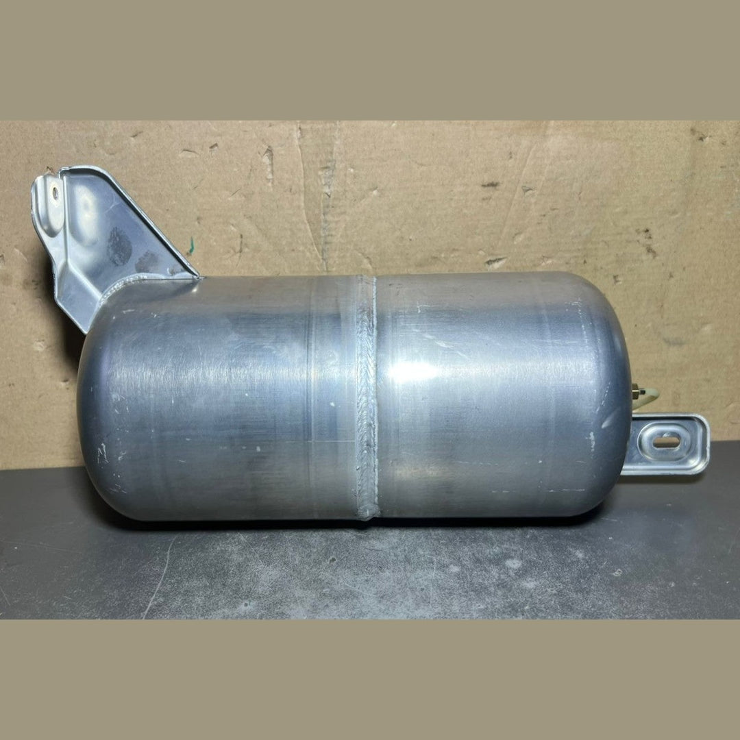 10-16 Mercedes W212 AMG E63 Air Suspension Pressure Reservoir Tank A212 3200015