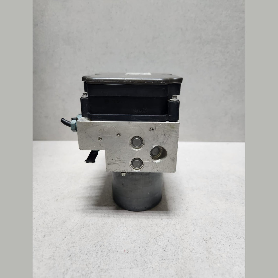 2014-2018 BMW X5 Abs Pump Module 6870759 X5 and X6 F15 F16