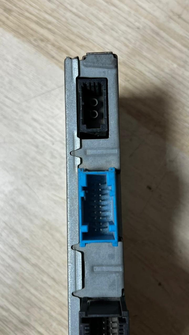 BMW F10 F11 5' F06 F07 6' F01 7' 528i 9236463 Central Gateway Control Module
