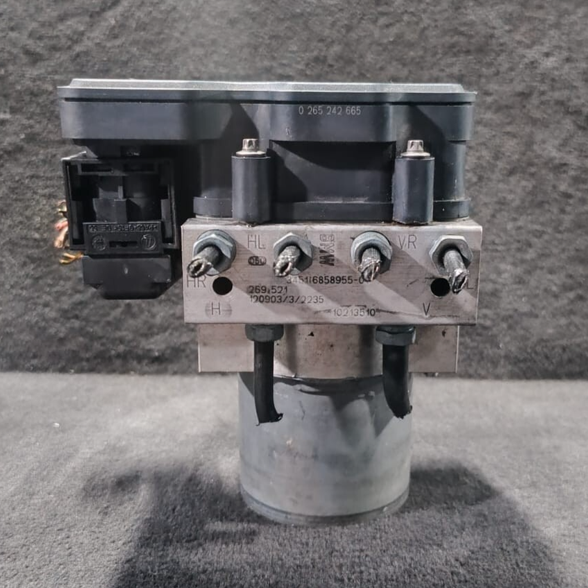 BMW F07 DSC ANTI BREAKING SYSTEM PUMP BREAK HYDRO CONTROL UNIT MODULE - 6853400