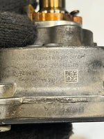 Load image into Gallery viewer, 2009-2013 BMW 328i E60 E70 E81 E83 E90 X3 X5 Z4 Brake Vacuum Pump 7558344 OEM
