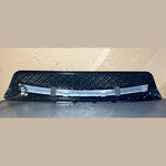 Bild in die Galerieansicht laden, 2010–2016 Mercedes-Benz W212 E-Class Rear Third Brake Light Trim A212 6830130