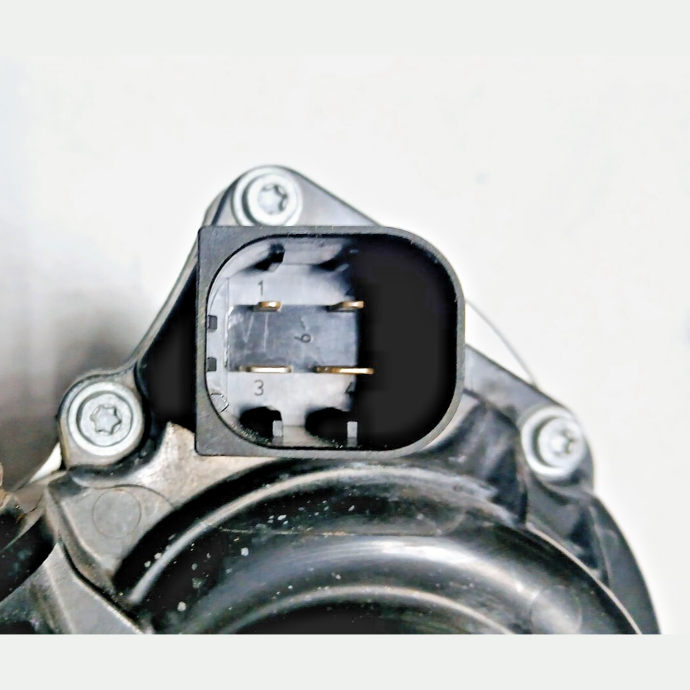 BMW  F10,F02.F30 , N55 N54 Engine  Electric Water Pump Cooling (11868015) OEM