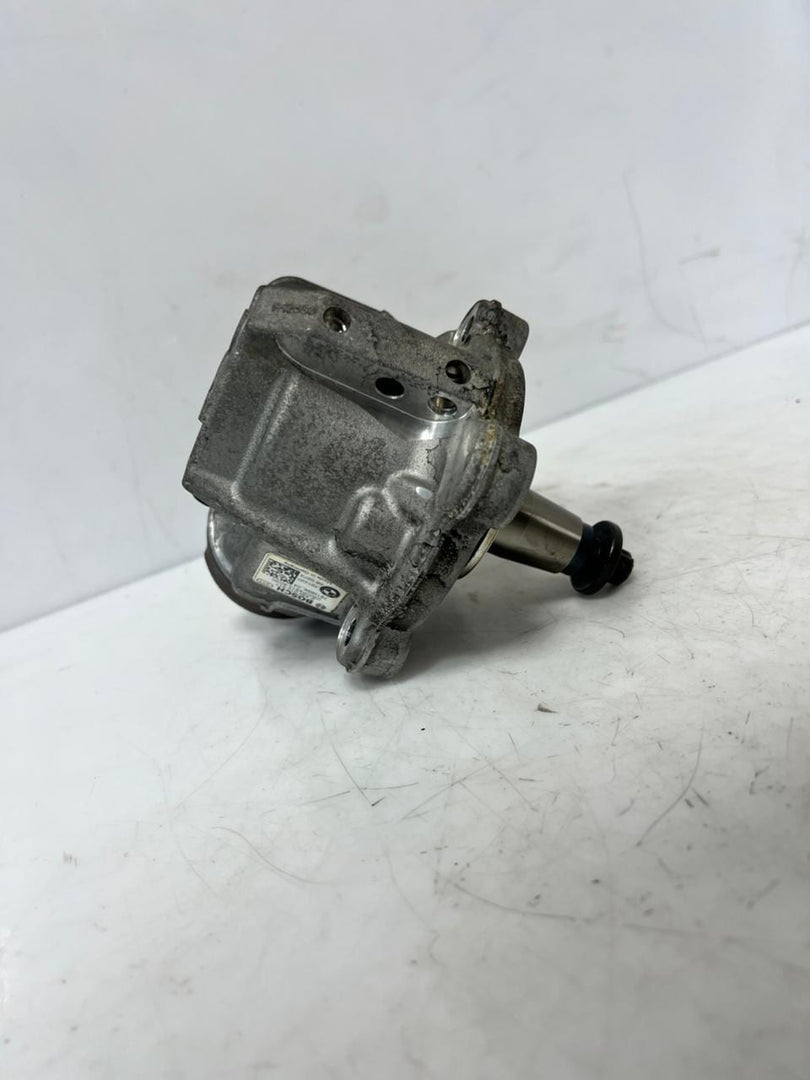 BMW 1 2 3 4 5 Series F20 F21 F30 X1 X3 E90 E92 High Pressure Fuel Pump 7810696