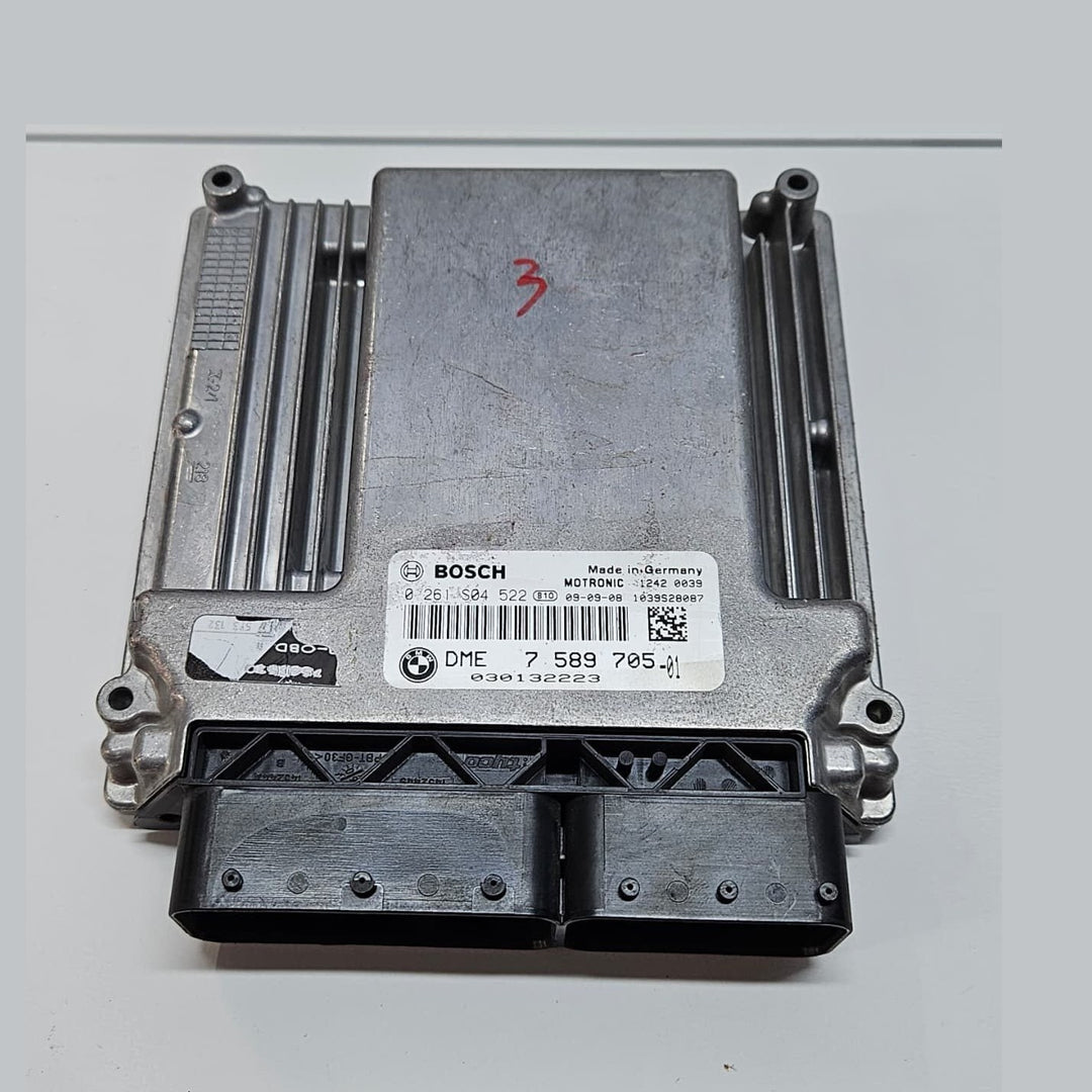 BMW Engine Control Unit DME ECU SET E90 N46N engine 7589705 BMW E90 E60 118i 120