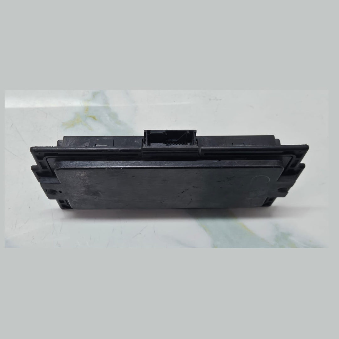 2013 BMW X5 E70 and X6 E71 FRM3R Footwell Light Control Module 9308373 OEM