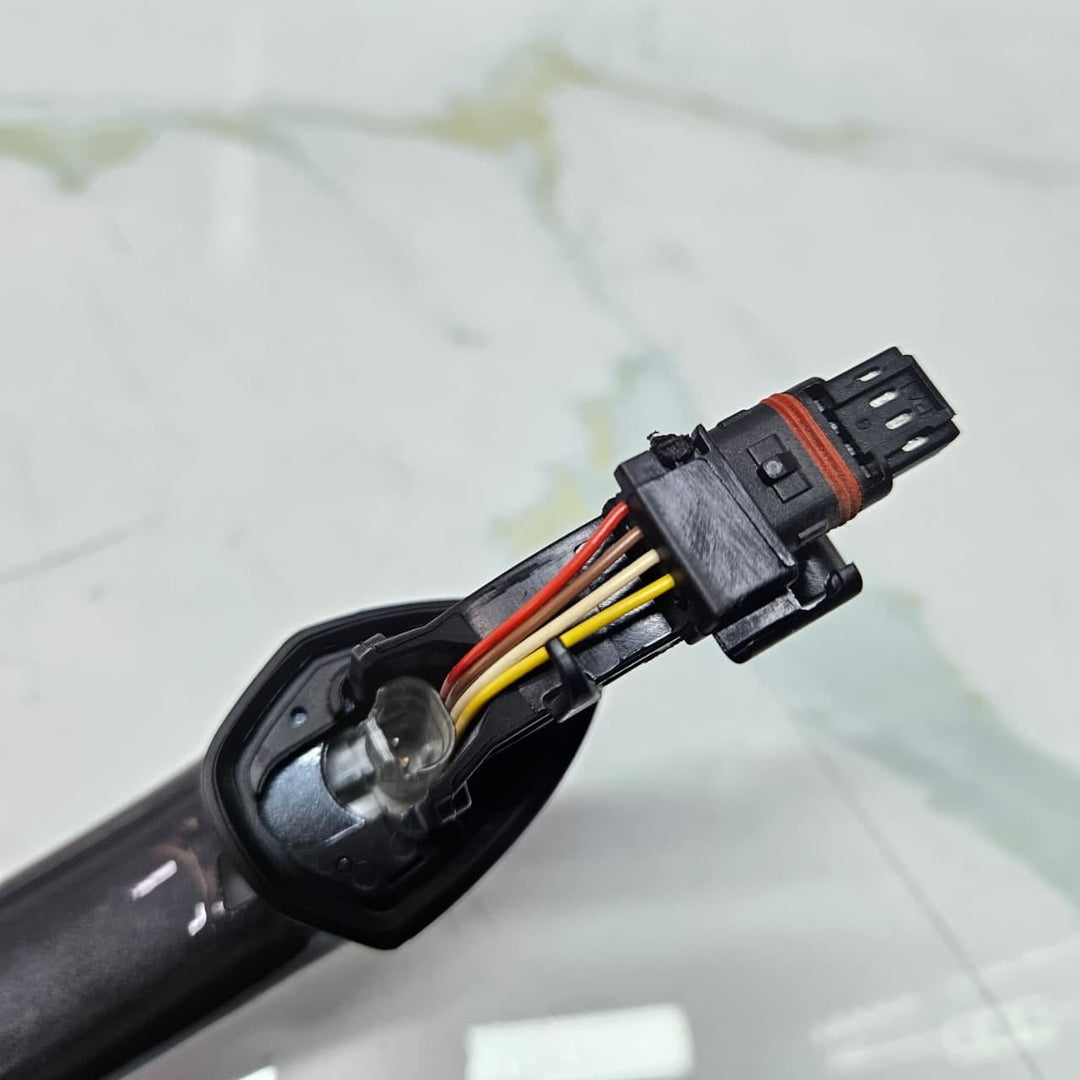 Genuine Brand New 2019 BMW G20 G30 330i Front Left Door Handle 9854177