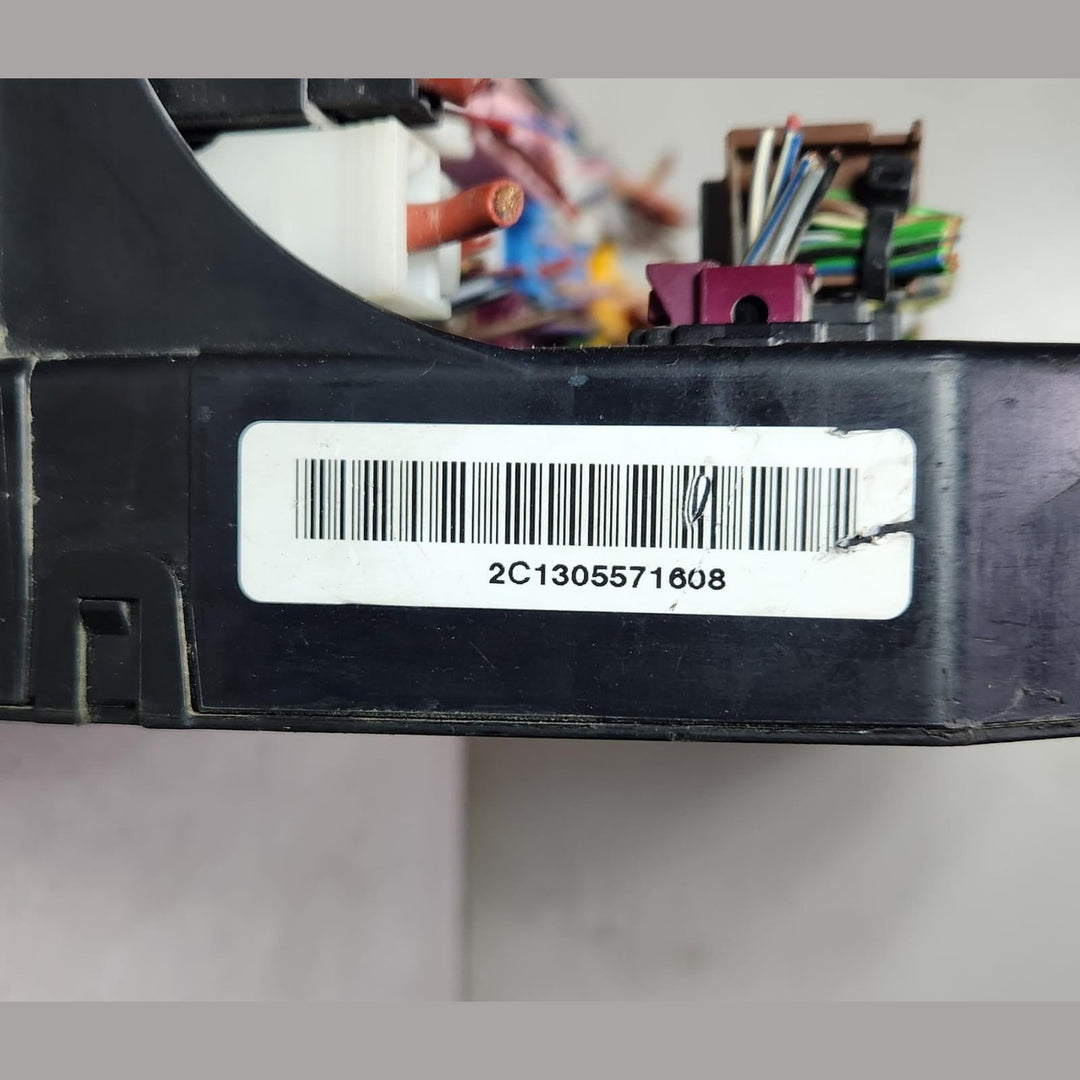 Mercedes-Benz C W204 Control Module Unit Sam Fuse Box A2129005622 