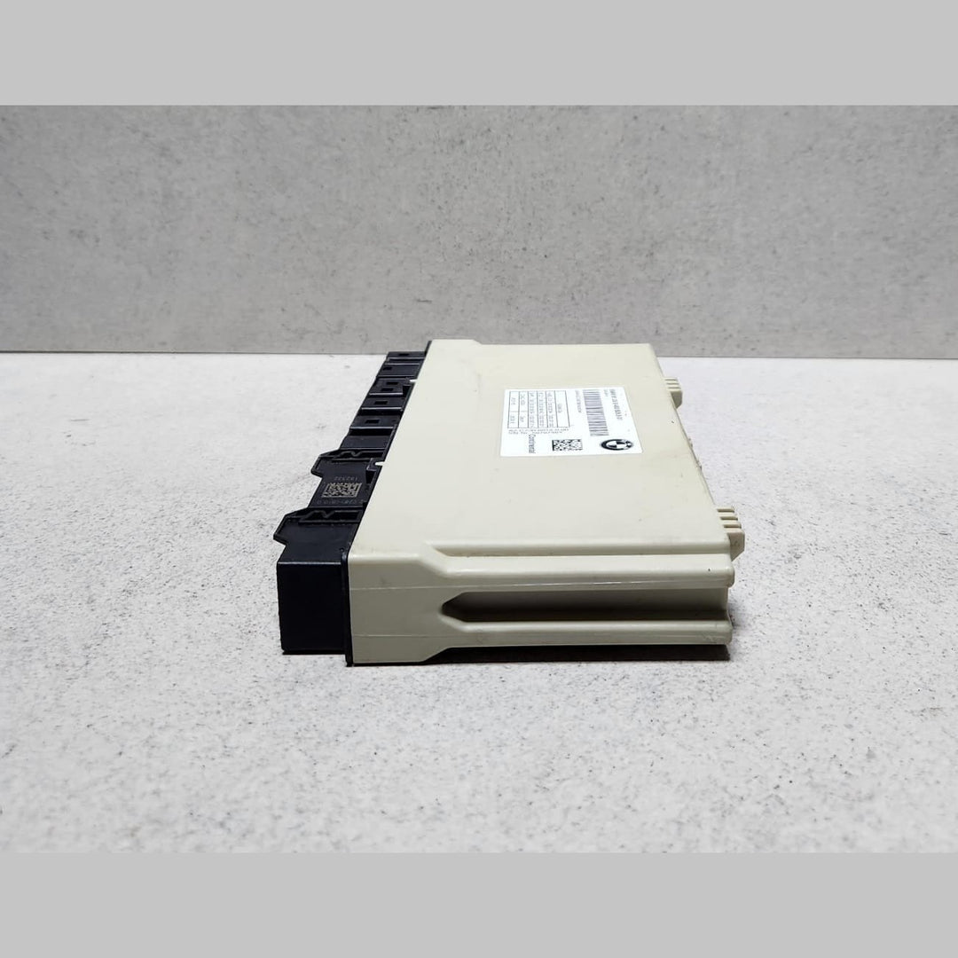 2017-2019 BMW 530i Front Memory Seat Control Module 7471370 G30 G31 G32 G11 G12