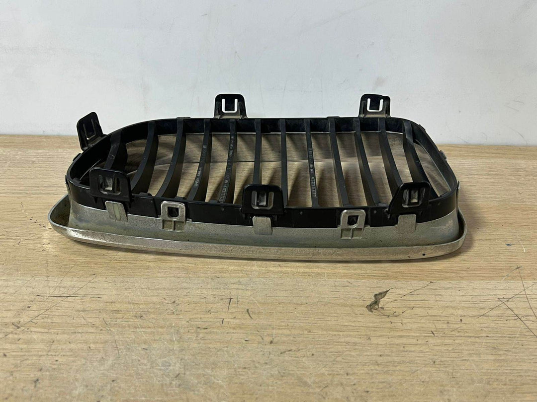 BMW 1 Series E81 E82 E87 LCI E88 Grille Chrome Frame Right O/S 7166440