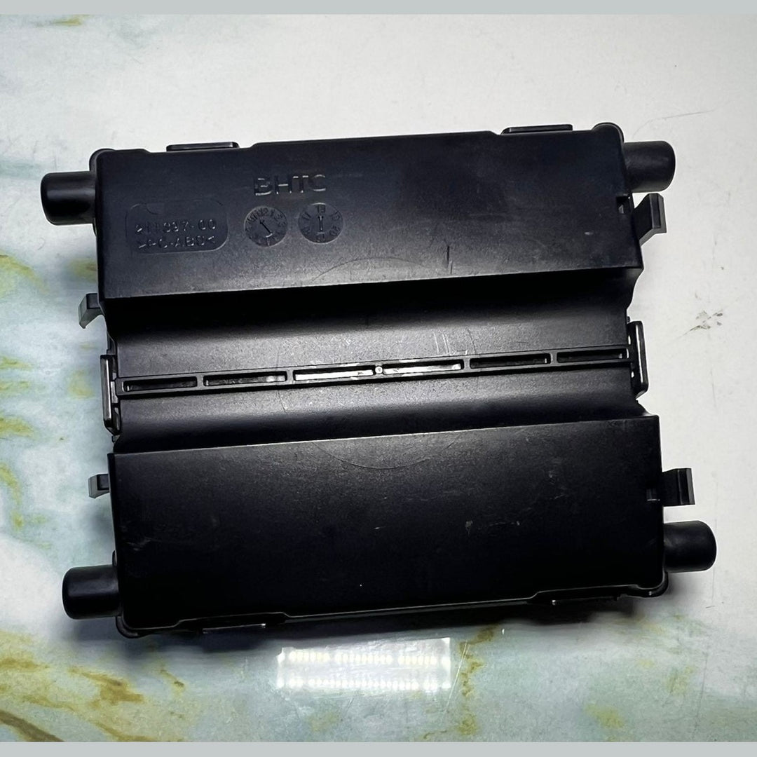 2015-2023 Mercedes-Benz C300 Air Conditioning Climate Control Module A0009009114