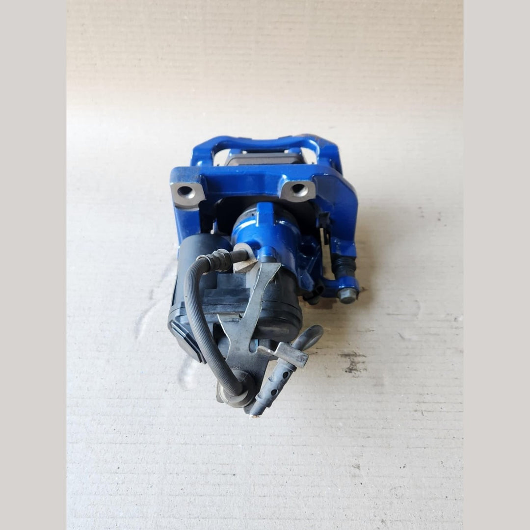 BMW 3 Rear Left Brake Caliper 4434524 3 Series G20 G21 and BMW 4 Series G22 G23 