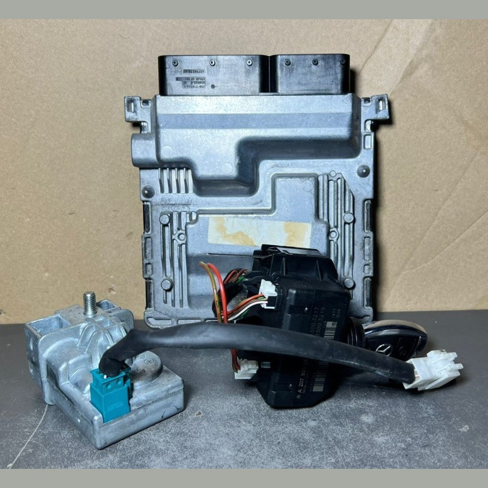 10-14 Mercedes-Benz W204 Steuergerät Motorsteuergerät Zündschlüssel...
