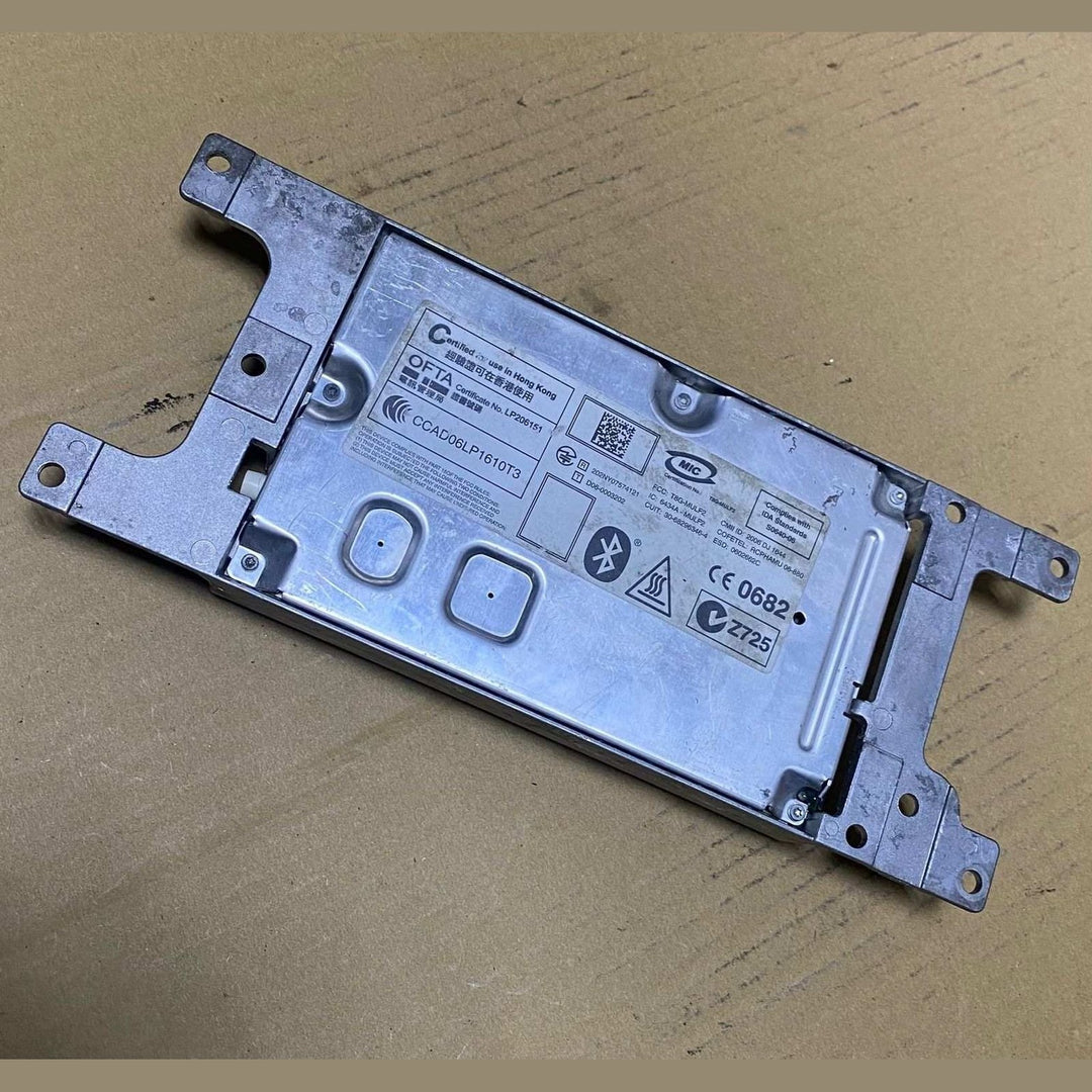 BMW 1 Series E81 E87 and 3 Series E90 E91 Bluetooth Control Unit Module 9215184
