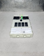 Load image into Gallery viewer, 2014-2018 BMW i3 Body Control Module 6808573 i3 X1 X5 and 2014-2019 Mini Cooper