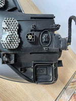 Load image into Gallery viewer, BMW X5 E70 HEADLIGHT XENON FRONT RIGHT DRIVER SIDE 7221894 2010