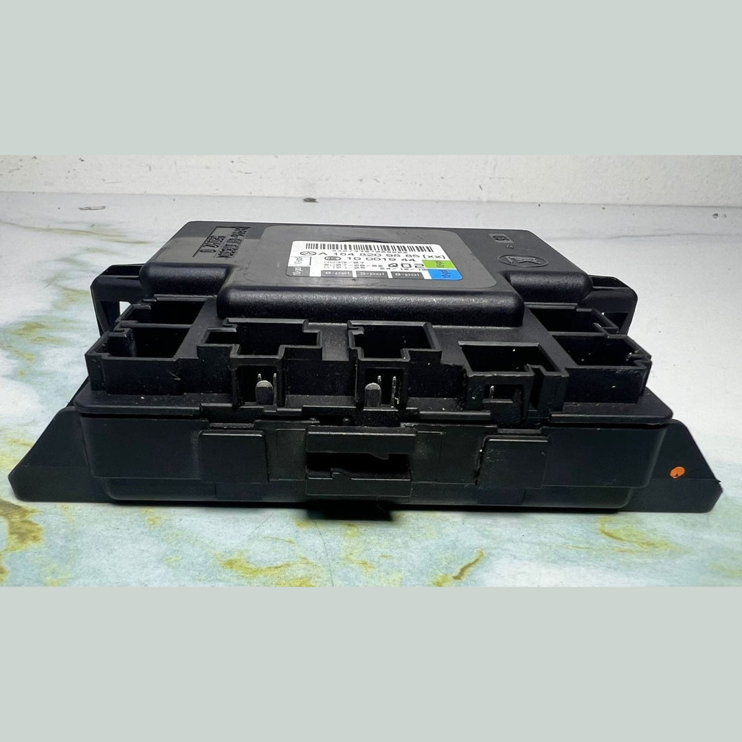 2007-2013 Mercedes-Benz GL450 Front Door Control Module A1648209885 GL450 GL550 