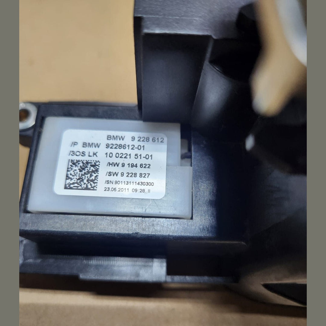 2006-2013 BMW X5 Gear Selector Switch 9228612