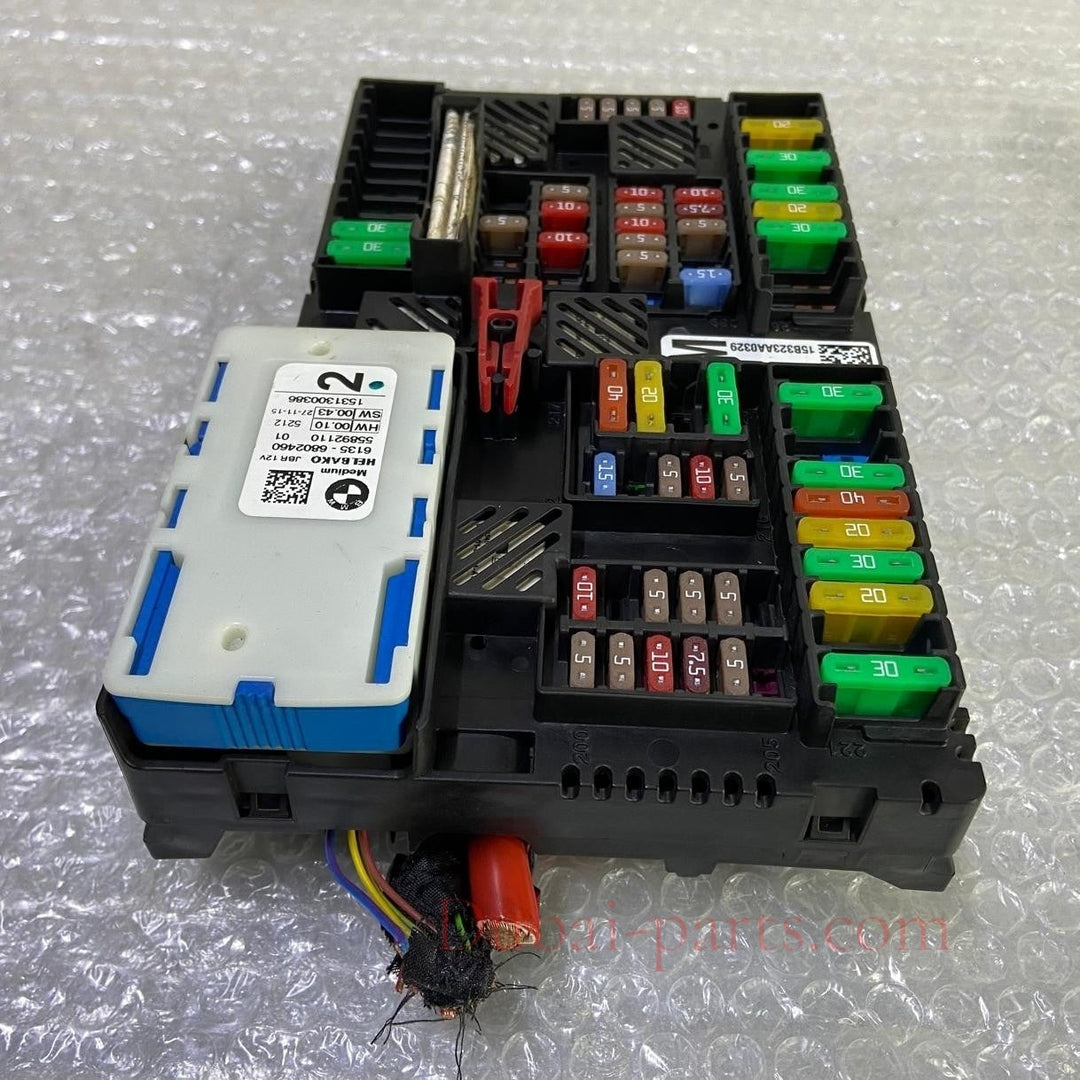 OEM BMW 740 750 G11 G12 REAR POWER DISTRIBUTION FUSE RELAY BOX MODULE 9377503