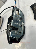 Bild in die Galerieansicht laden, 2013-2018 BMW 650i 6' F07 Gran Coupe Rear Left Door Lock Actuator 7276321 OEM