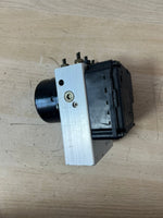 Bild in die Galerieansicht laden, BMW 3 Series Touring E46 Abs + ASC  Pump 5WK8467 3451-6751768 OEM