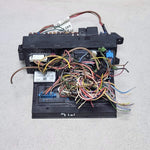 Bild in die Galerieansicht laden, 2006 Mercedes-Benz E350 Fuse And Relay Center 2115459101
