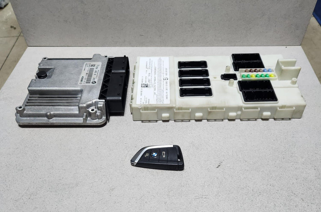 BMW Engine Control Unit 85879521 Series F20 F21 F10 2.0d B37D20A ECU SET 