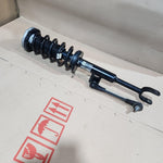 Bild in die Galerieansicht laden, 2017-2023 BMW 530i Front Right Shock Absorber Strut 6866598 5 Ser G30 G31 40k Km