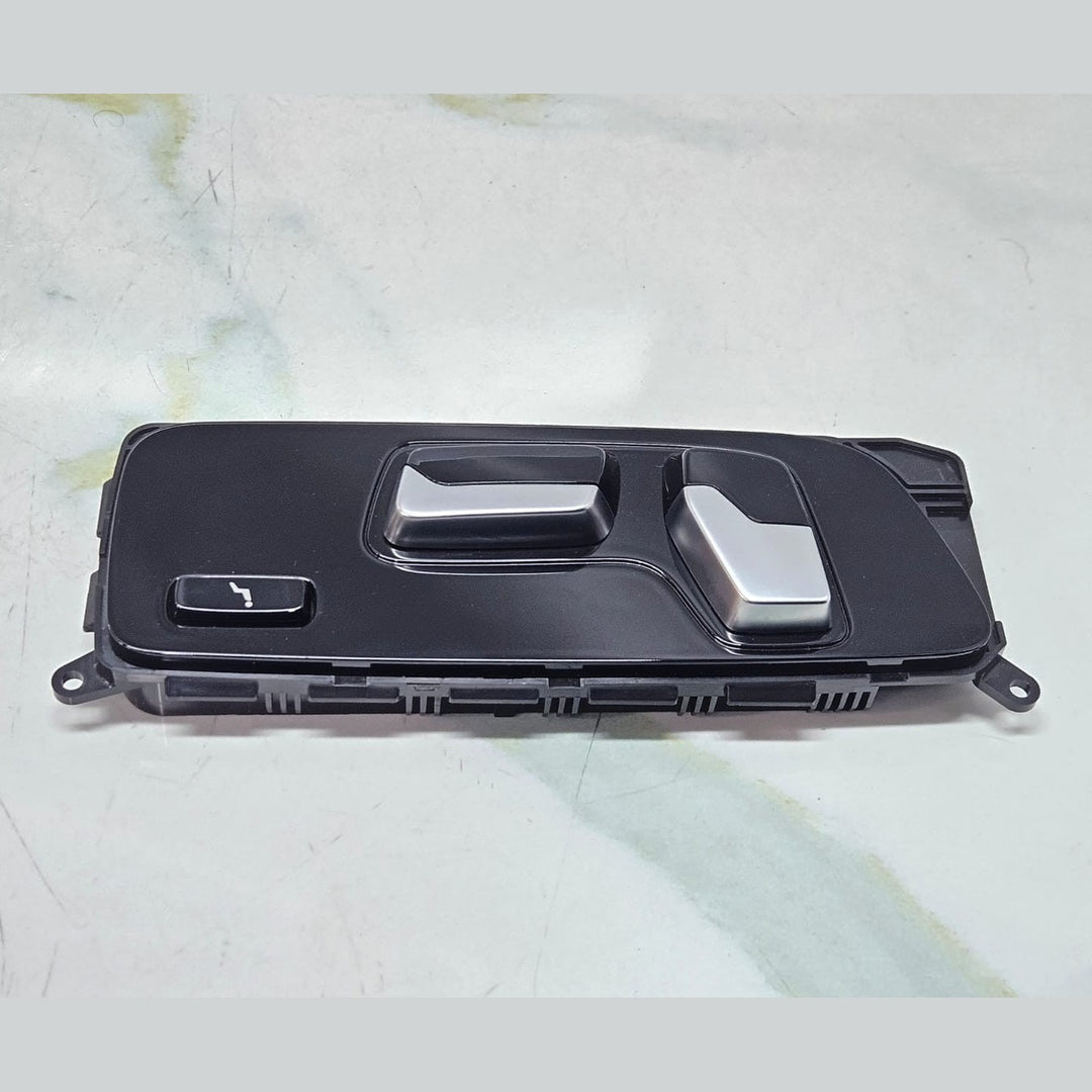 2019-2025 BMW X5 X7 G05 G07 Seat Control Switch 9861514 Rear Right OEM
