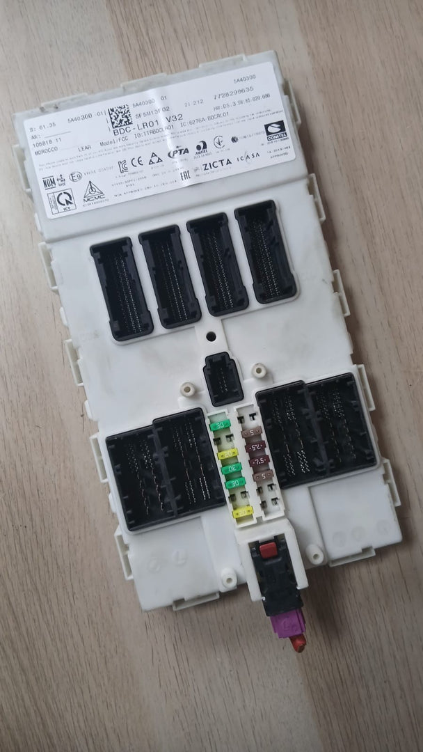 BMW i3 I01 Comfort Control Module ECU 5A40300 OEM Body Control Unit