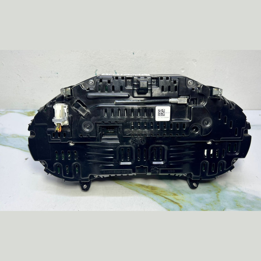 14-20 Mercedes-Benz W205 C-Class AMG Instrument Cluster Speedometer A205 9000535