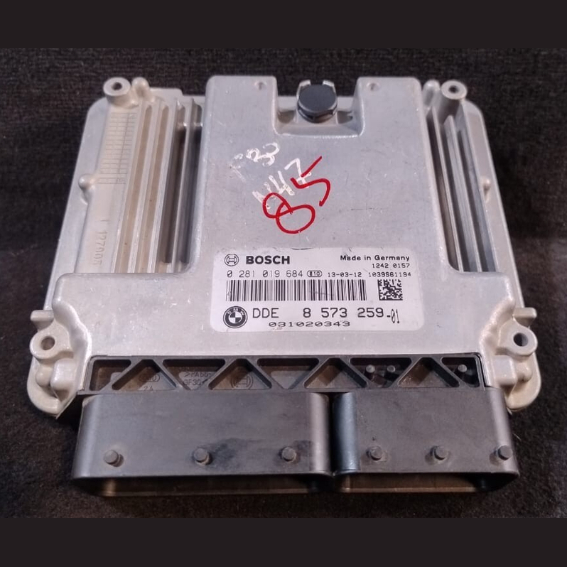 BMW 320d DIESEL N47N F30 F32 F34 F36 2013 ENGINE CONTROL DDE ECU ONLY 8573259