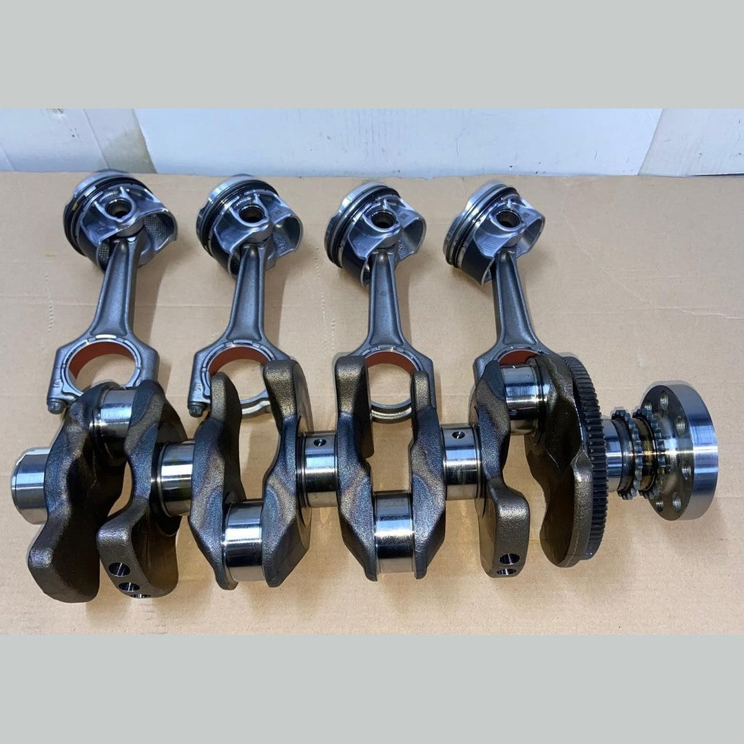 OEM BMW PETROL ENGINE B48B20A CRANKSHAFT AND PISTON SET 5A24670 8671502 25 km