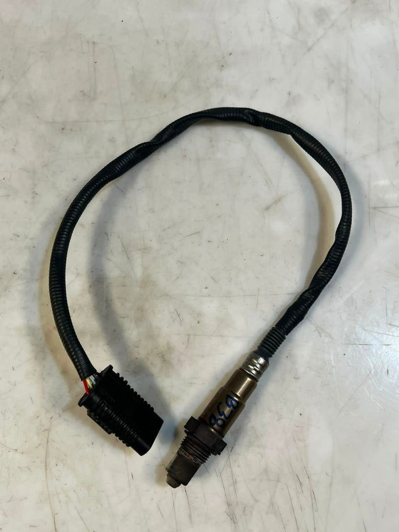 2018-2020 BMW 530e  F20 G01 F21 F22 F30 F31 G30 G31 G11 Oxygen Sensor 8631047