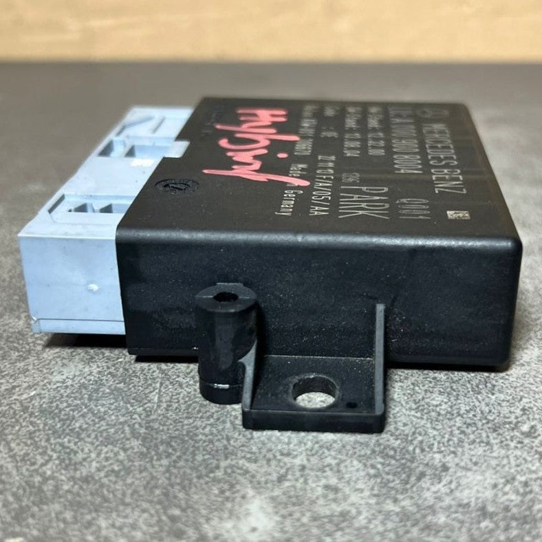 2014-2016 Mercedes E350 W212 Parking Distance Assist PDC Module A000 9008004 OEM