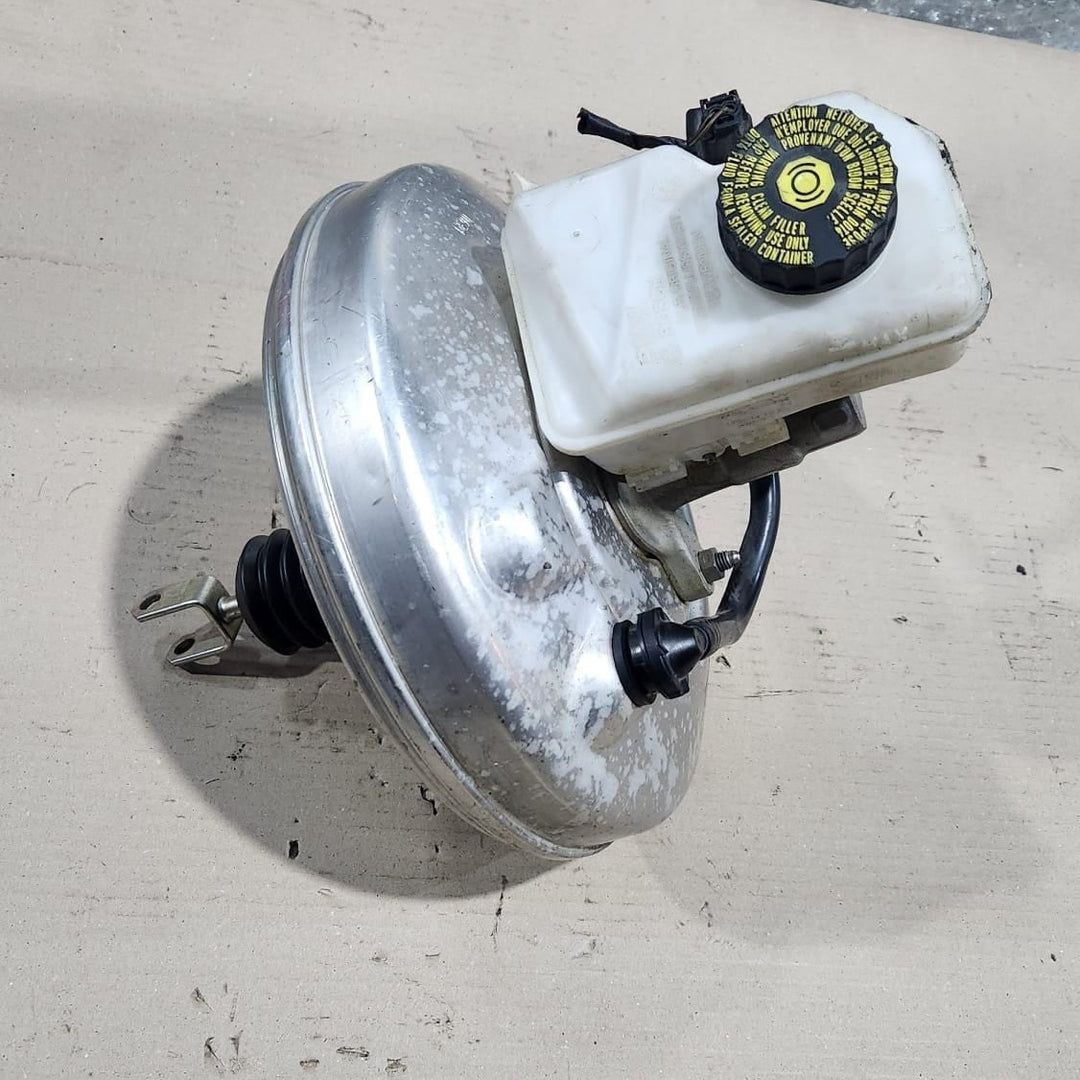 2021-2024 BMW 228i Gran Coupe Power Brake Booster 6854643  1 Series F40 RHD